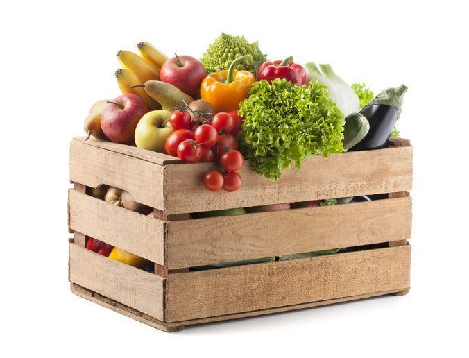 Skrzynka z owocami i warzywami